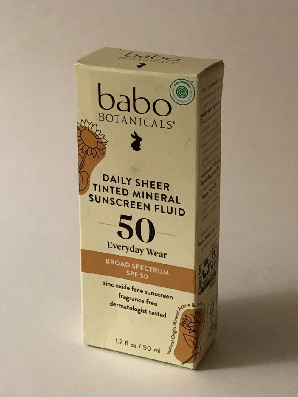 Babo Botanicals Daily Sheer Tinted Mineral Sunscreen SPF 50 - Cream/Tan
For Face